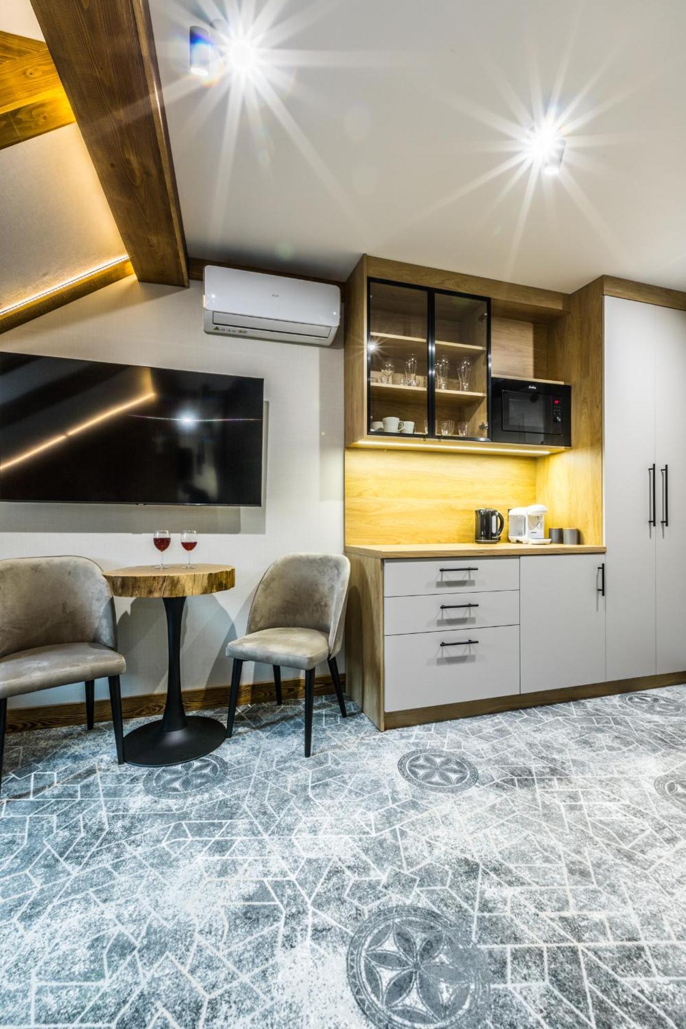 Apartamenty Forrest Krupowki Zakopane Exterior photo